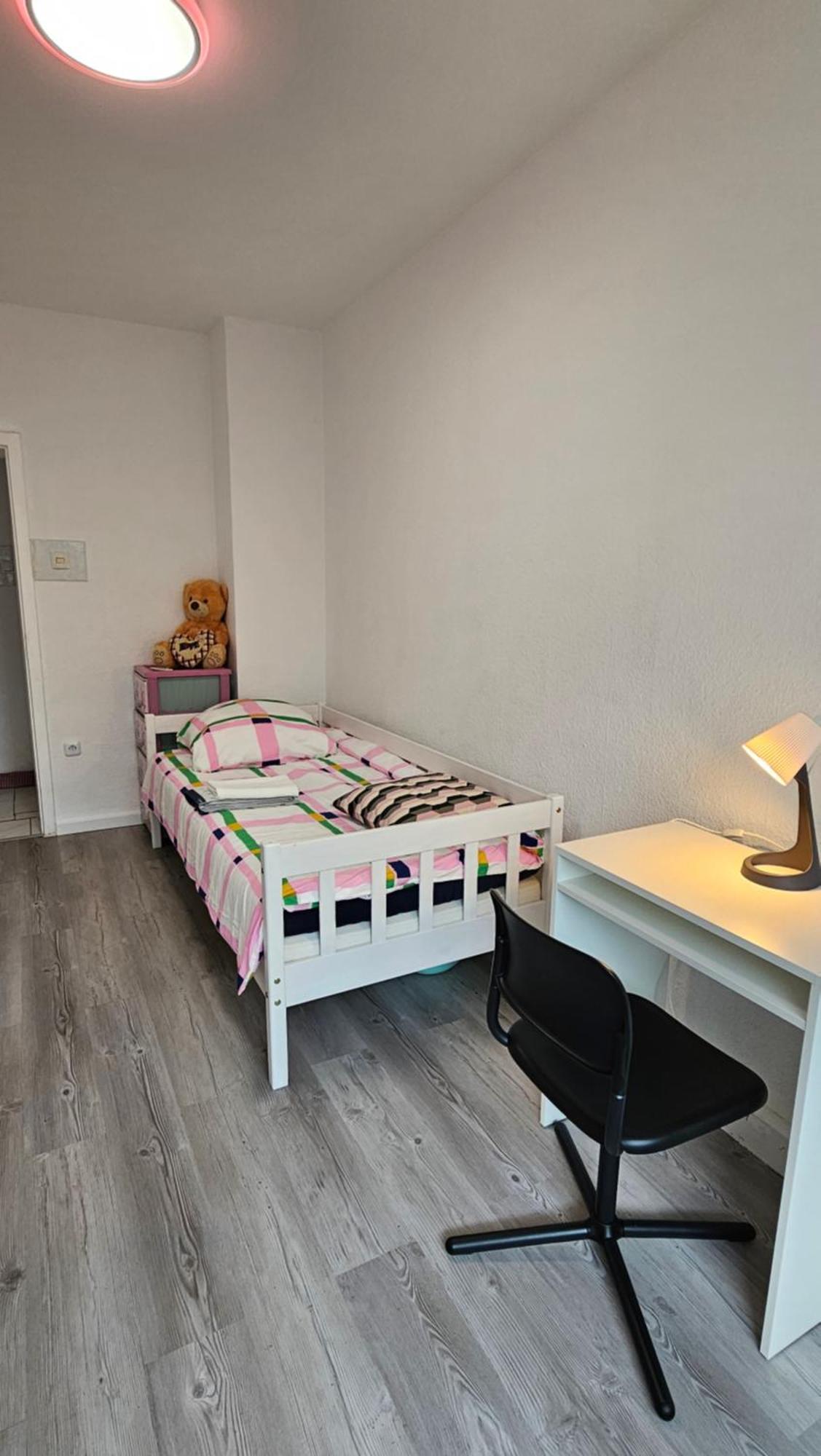Zimmer In Bilk-Zentrum Duesseldorf Eksteriør bilde